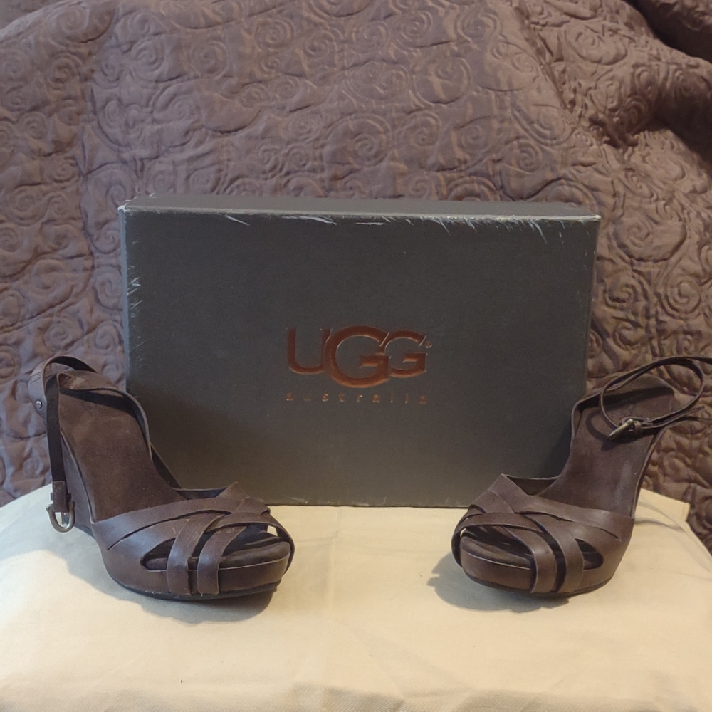 Ugg - image 3